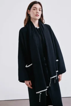 Blanket Stitch Scarf Black