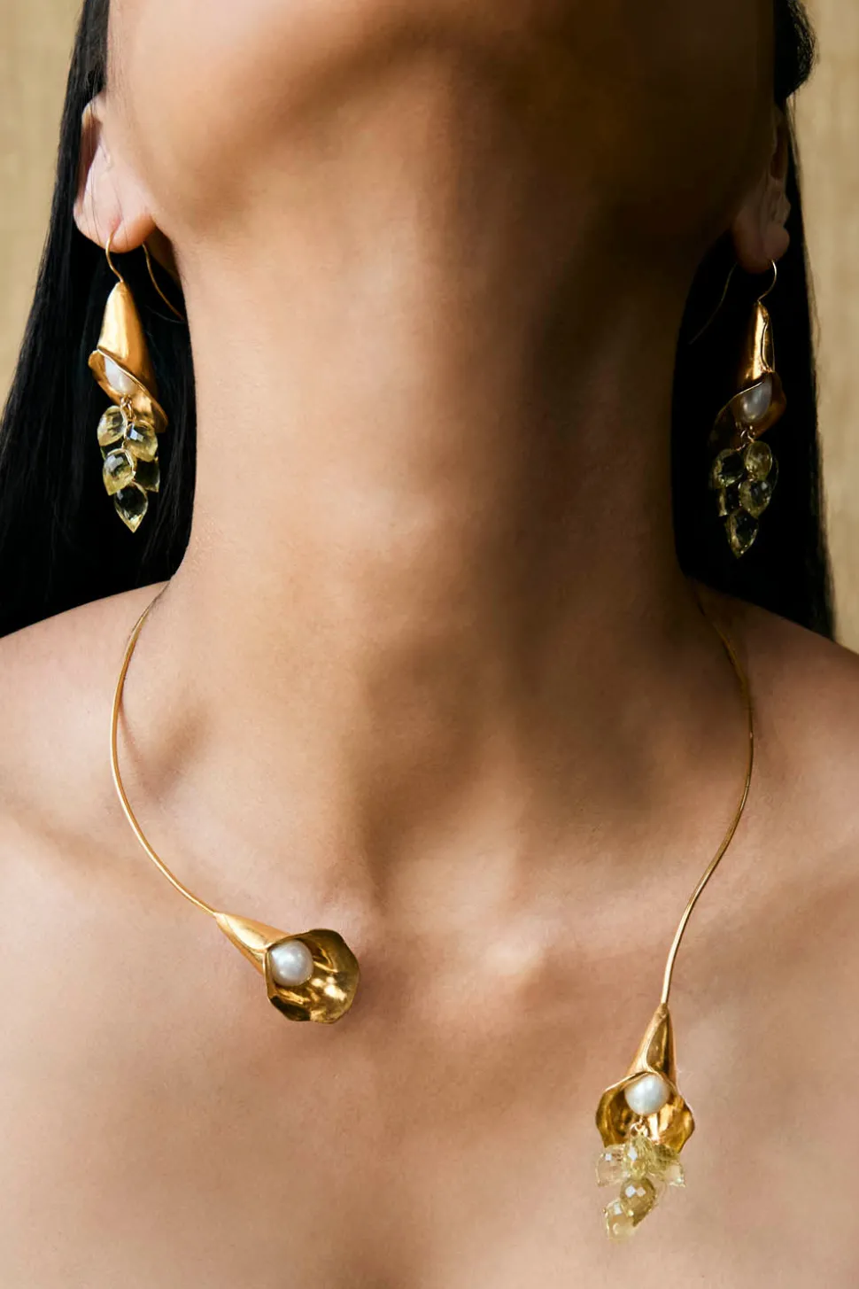 Calla Lily Collar Necklace Gold Mix