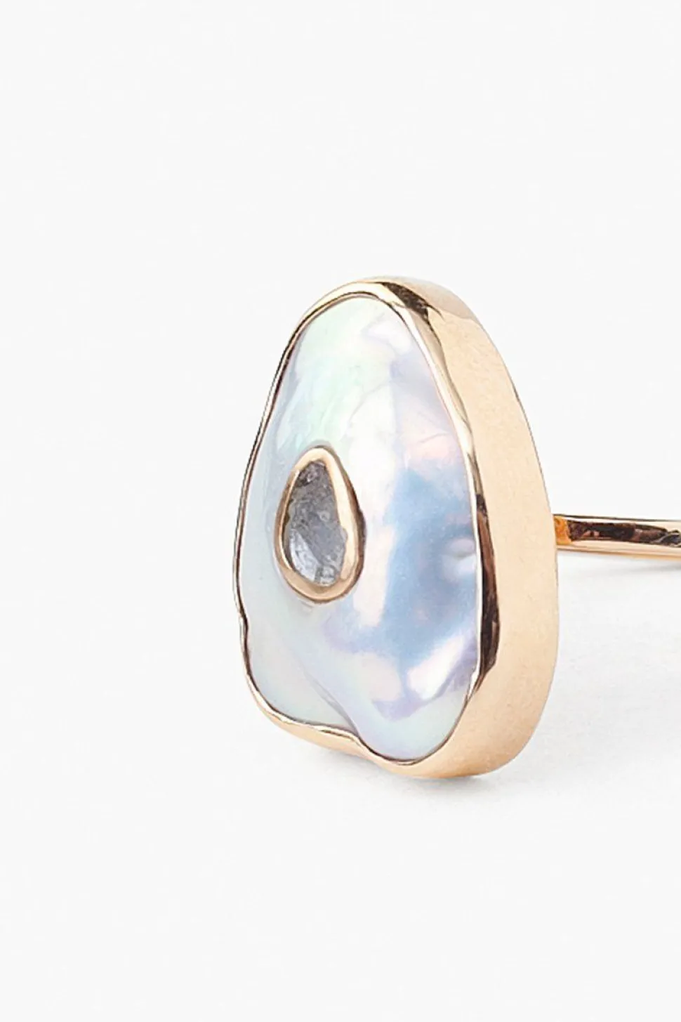14k Oasis Ring White Pearl