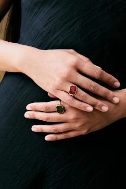14k Pegasus Intaglio Ring Green Jade
