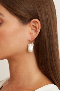 14k White Le Baroque Earrings