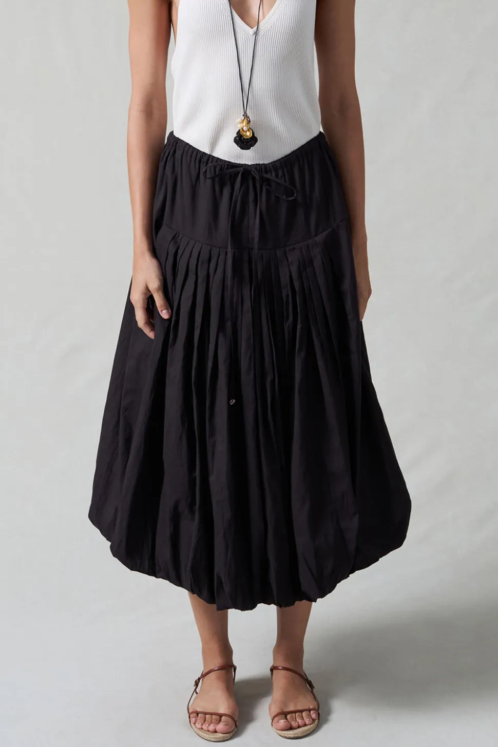Million Pleats Bubble Skirt Black