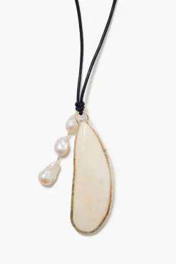 Moule Charm Necklace White MOP