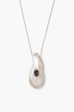 Oasis Necklace White Pearl