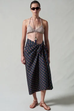 Rose Printed Sarong Midnight