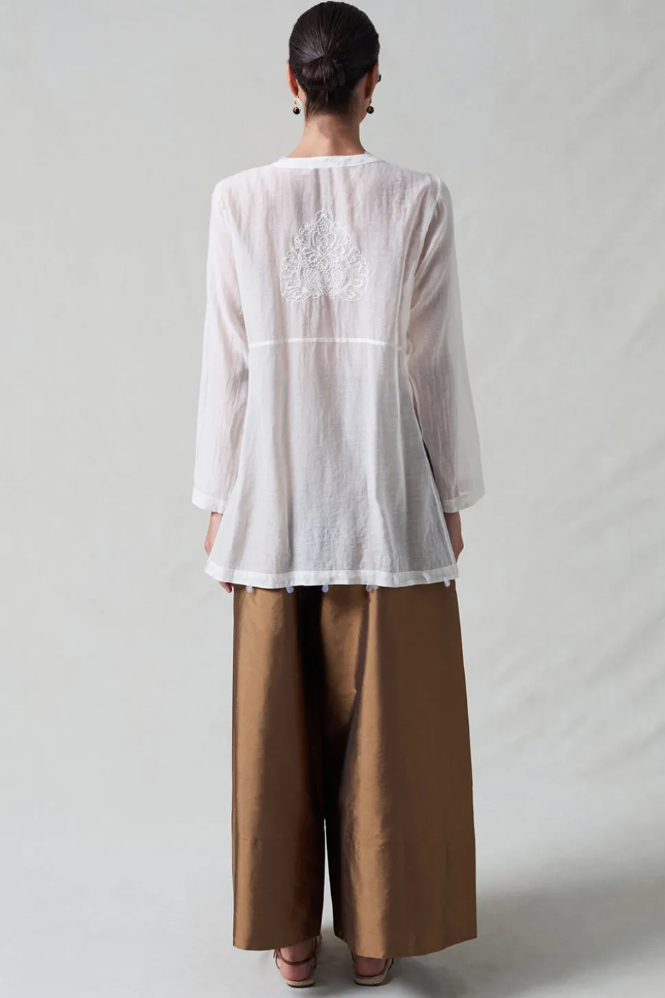 Sequin Tear Drop Blouse Ivory