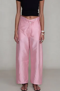 Techno Taffeta Barrel Pant Rose