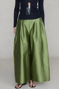 Techno Taffeta Ultra Wide Leg Trouser Tulip Stem